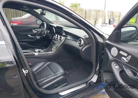 2015 Mercedes-Benz C 300 4Matic/Luxury 4Matic/Sport 4Matic from USA, damaged, VIN 55SWF4KB0FU015038